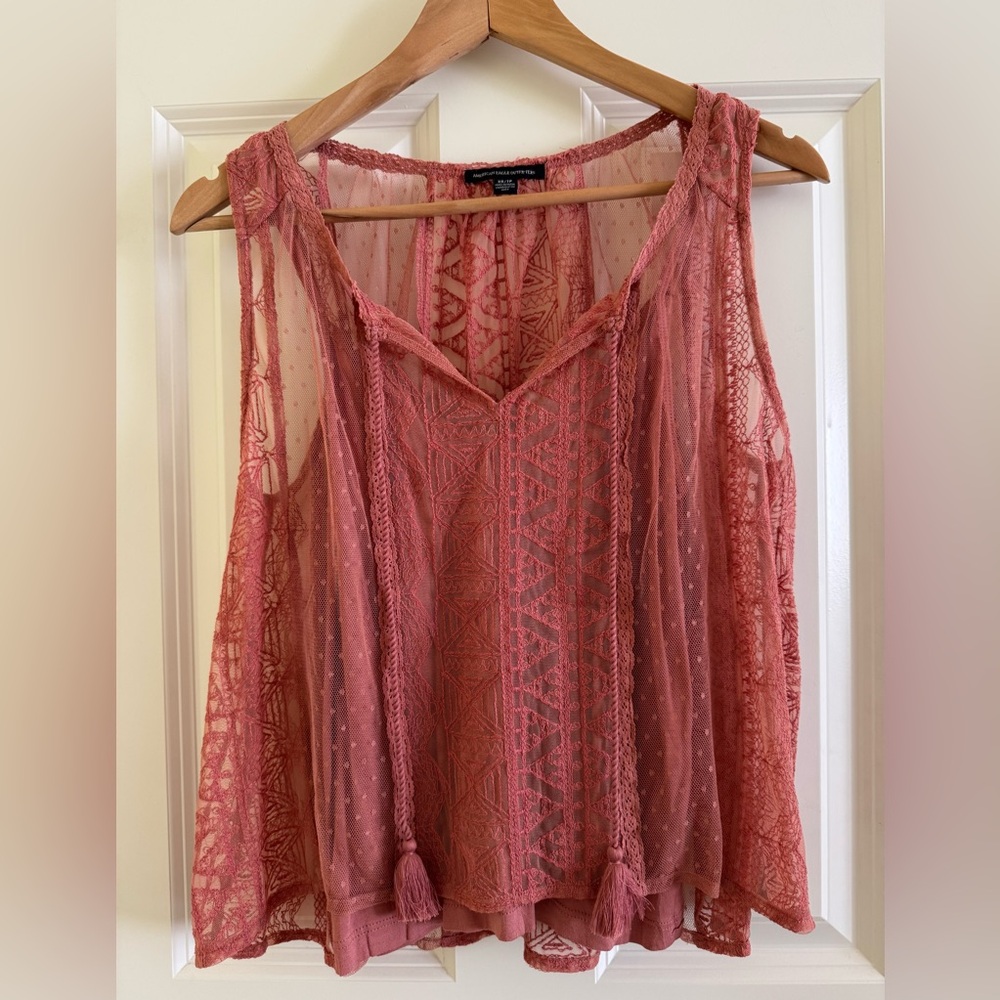 American Eagle Outfitters Lace Sleeveless Blouse in Pink/ dark coral
